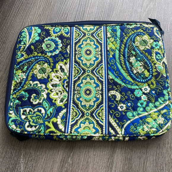 Vera Bradley Accessories - Vera Bradley Laptop Sleeve (SOLD)